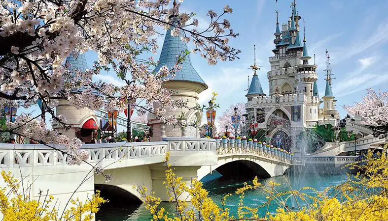 پارک تفریحی Lotte World