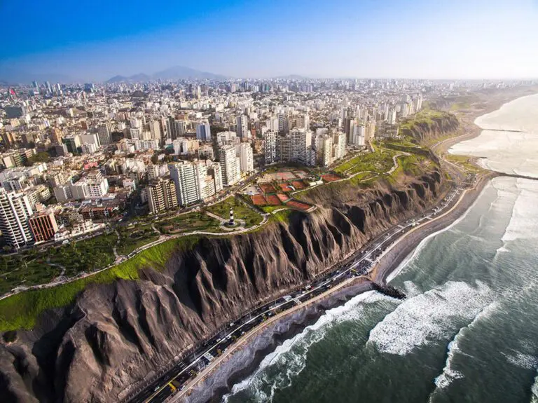 ساحل میرافلورس