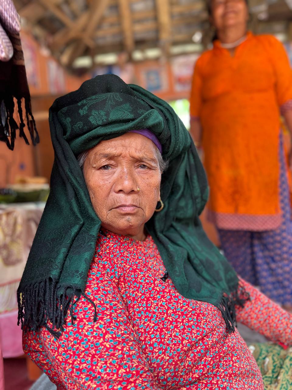 پیرزن نپالی
