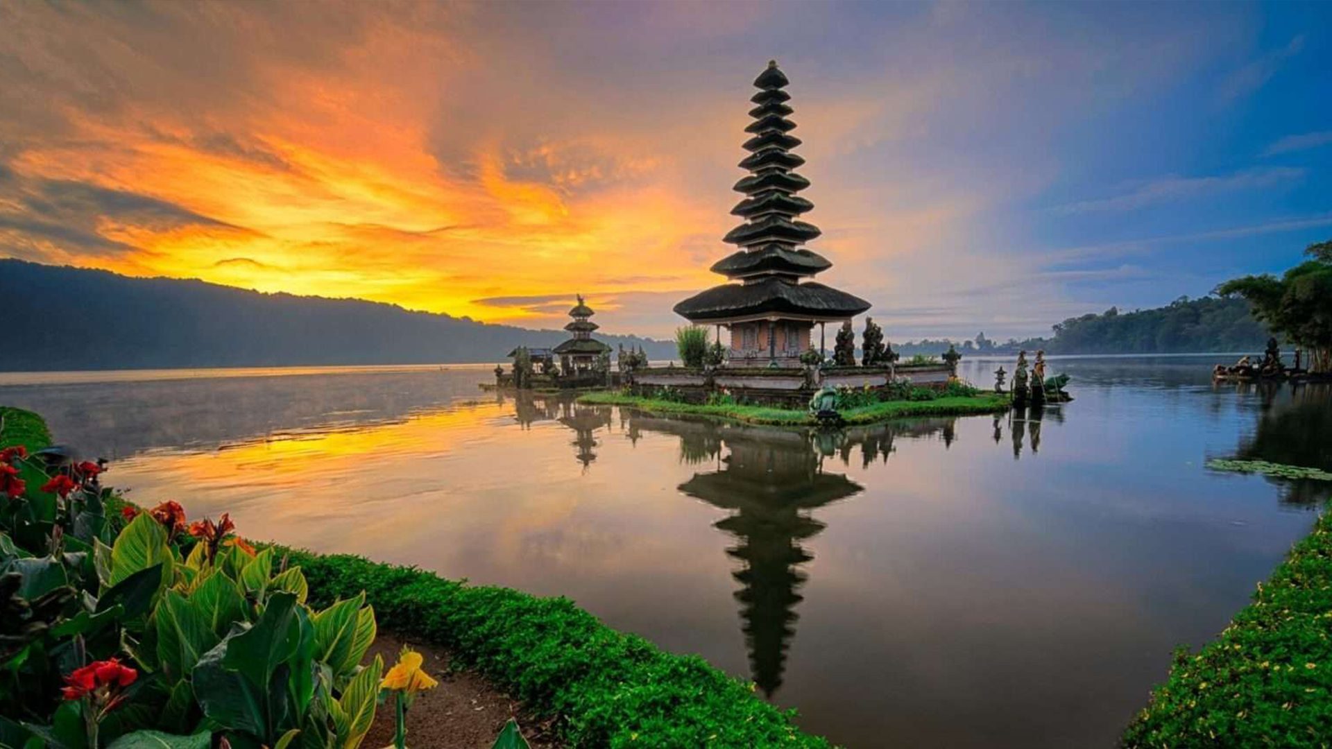 معبد اولون دانو براتان | دیدنی‌های بالی