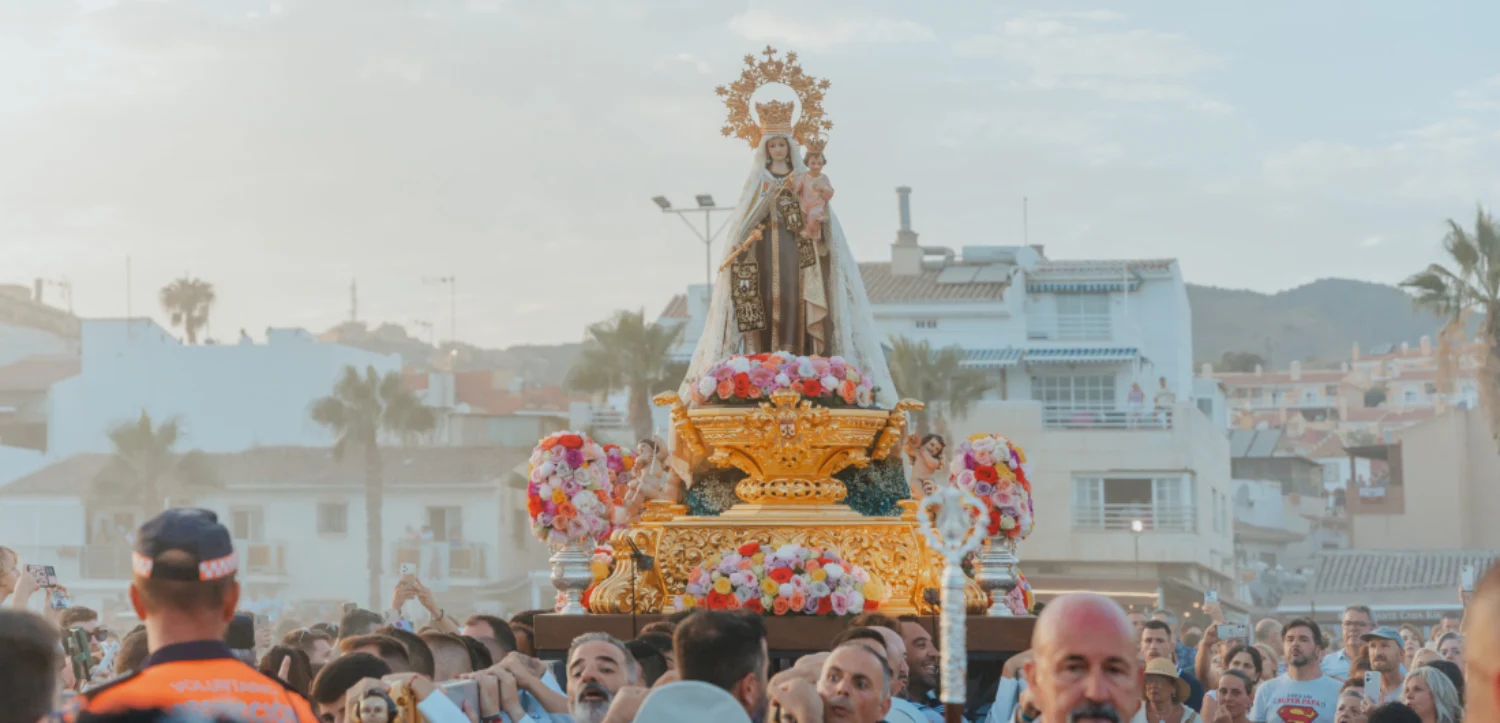 جشن لا ویرخن دل کارمن (La Virgen del Carmen)