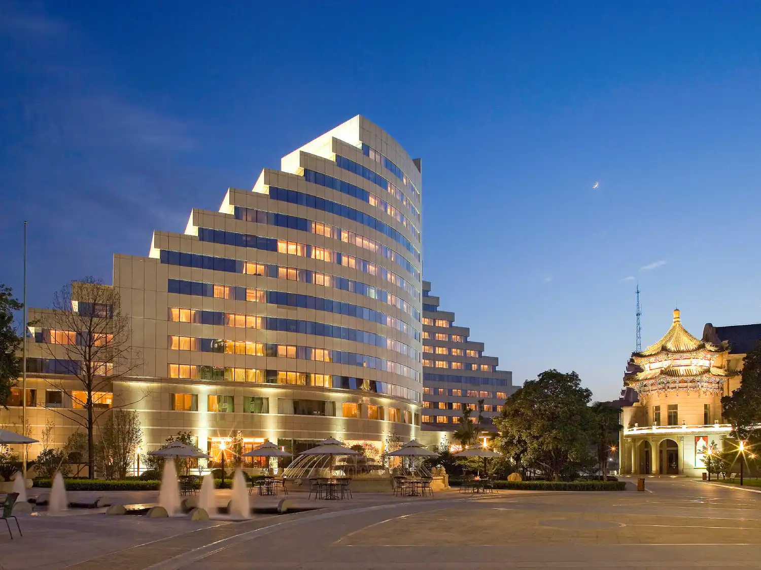 هتل سوفیتل شیان (Sofitel Xian On Renmin Square)