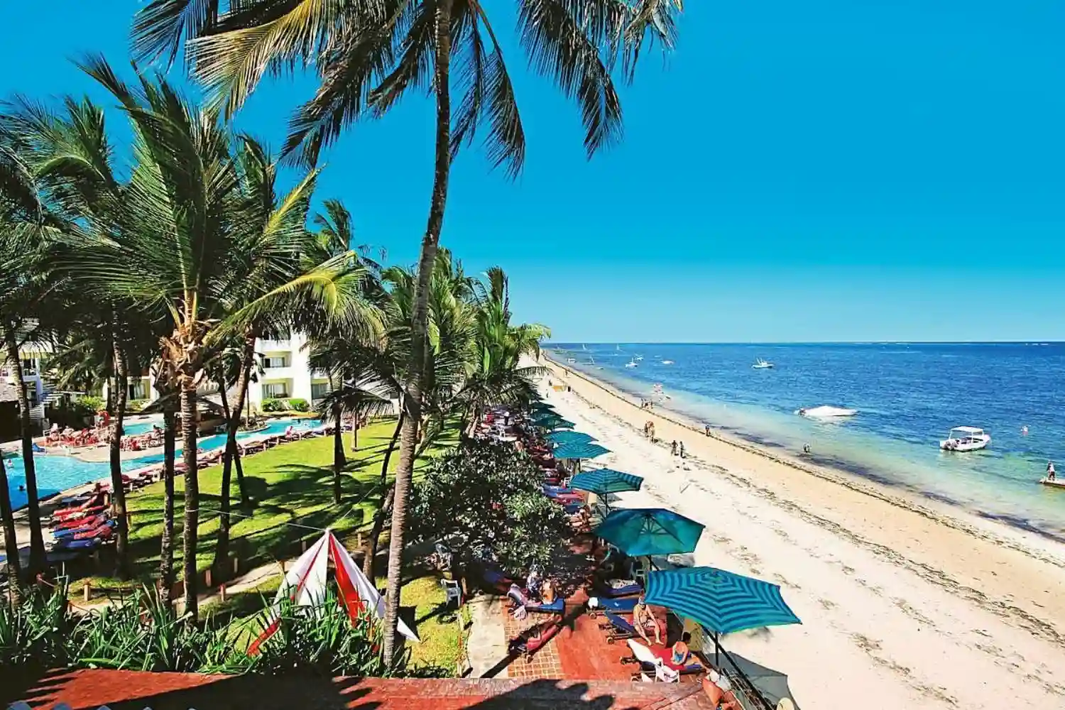 ساحل بامبوری (Beach Bamburi)