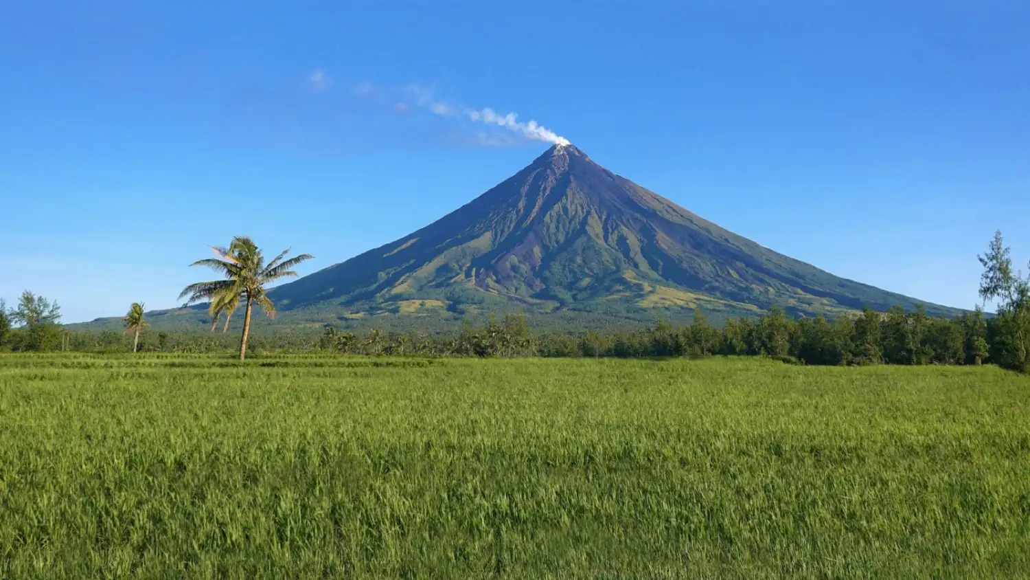 کوه آتشفشانی مایون (Mayon Volcano)