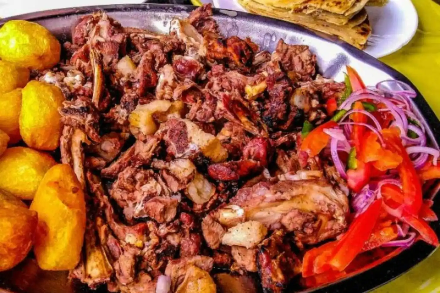 نیاما چومه