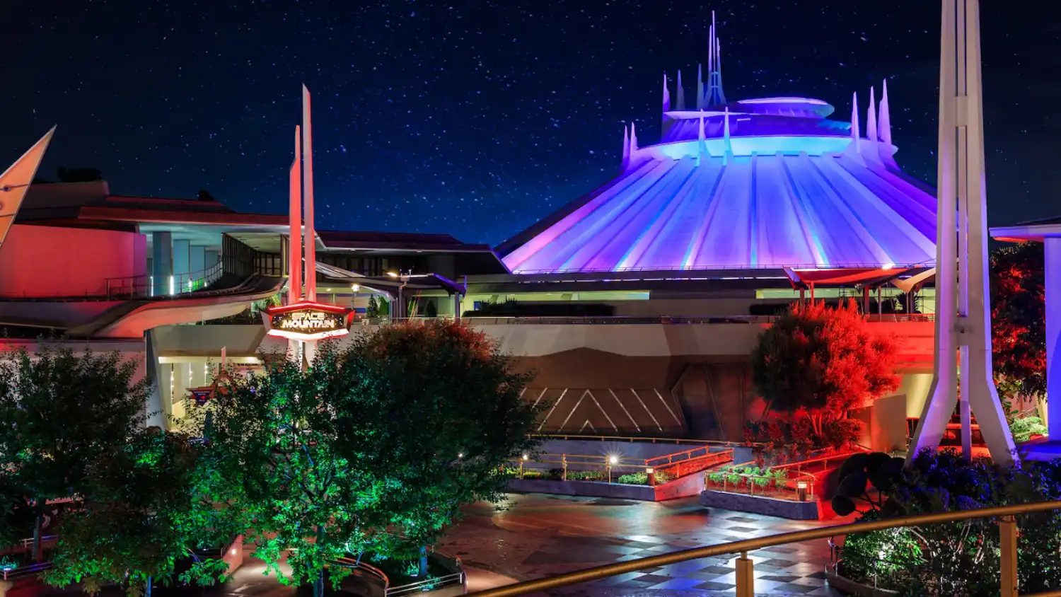 سرزمین فردا یا Tomorrowland