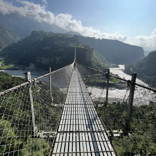 پل معلق نپال