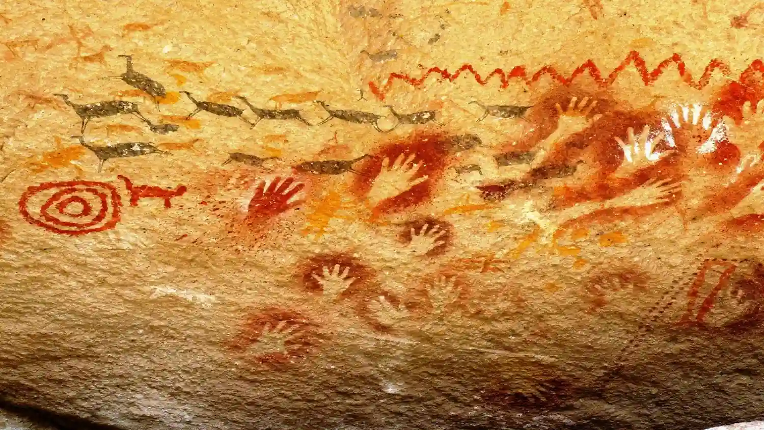 غار دست‌ها یا کوا د لاس مانوس