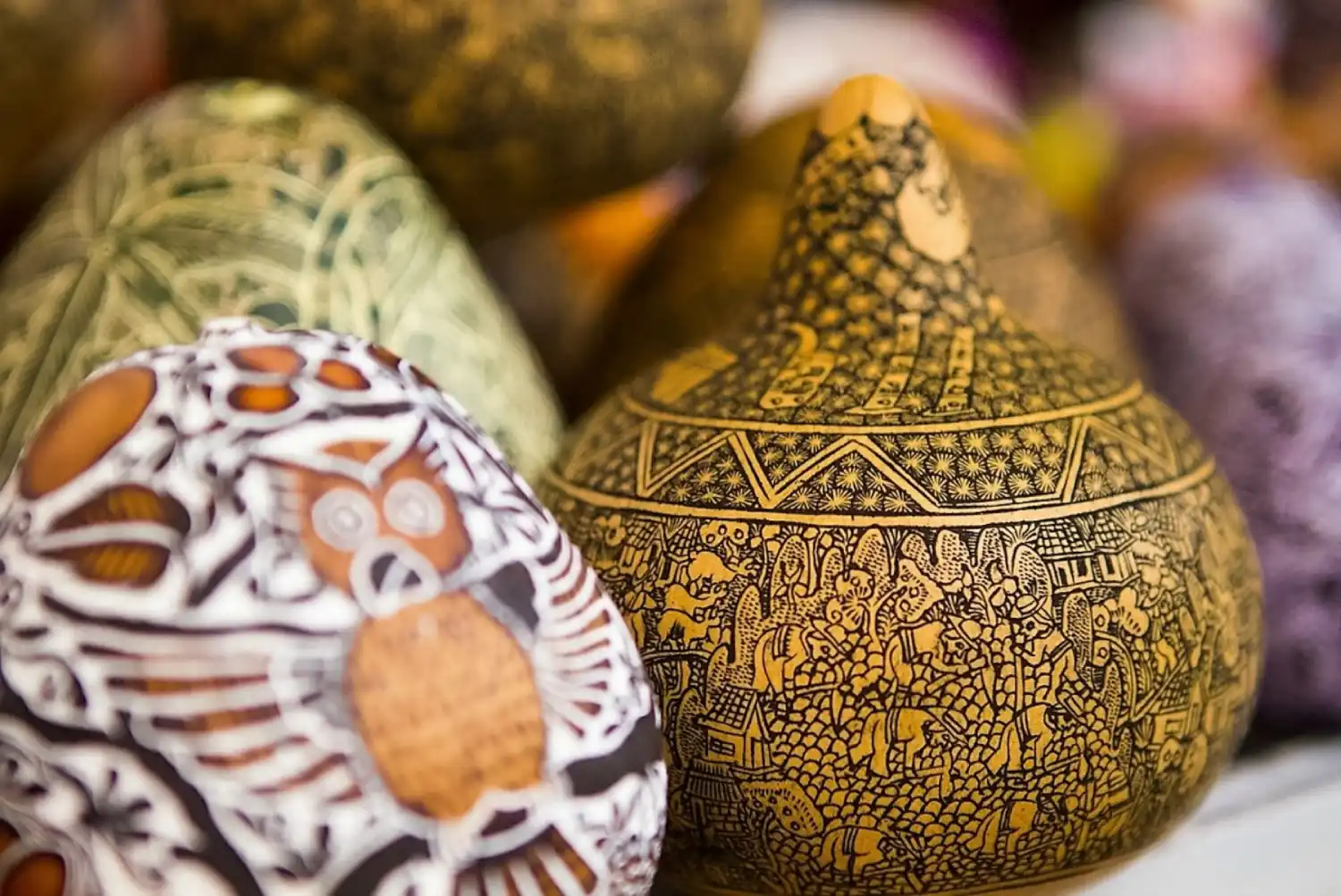 ماته بوریلادو؛ هنر حکاکی روی کدو در پرو