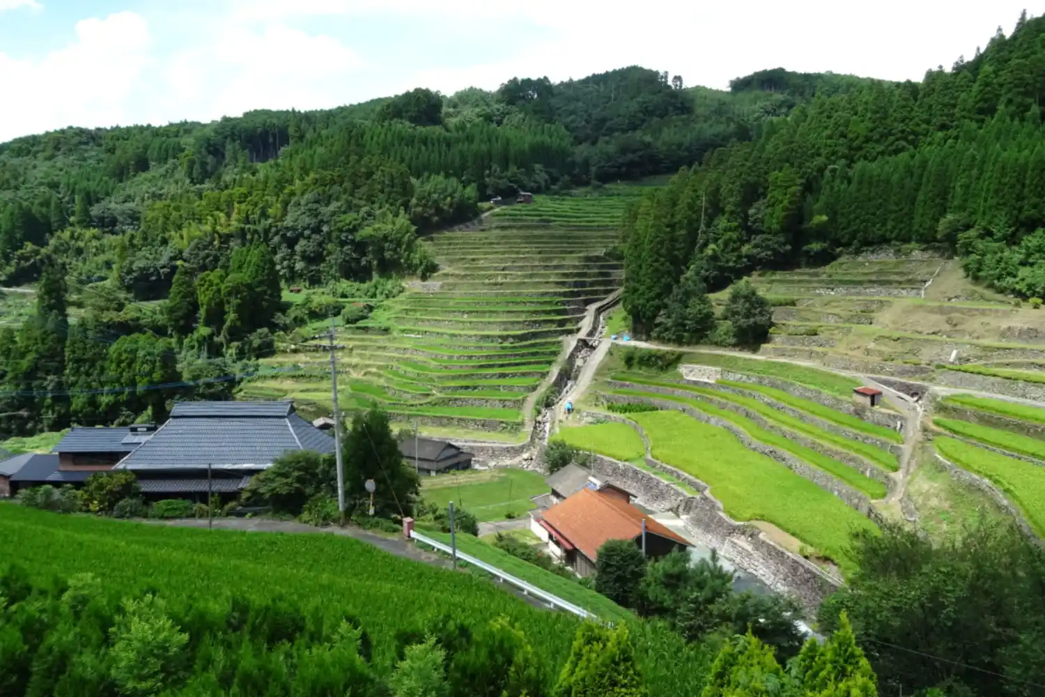 روستای هوشینو (Hoshino Village)
