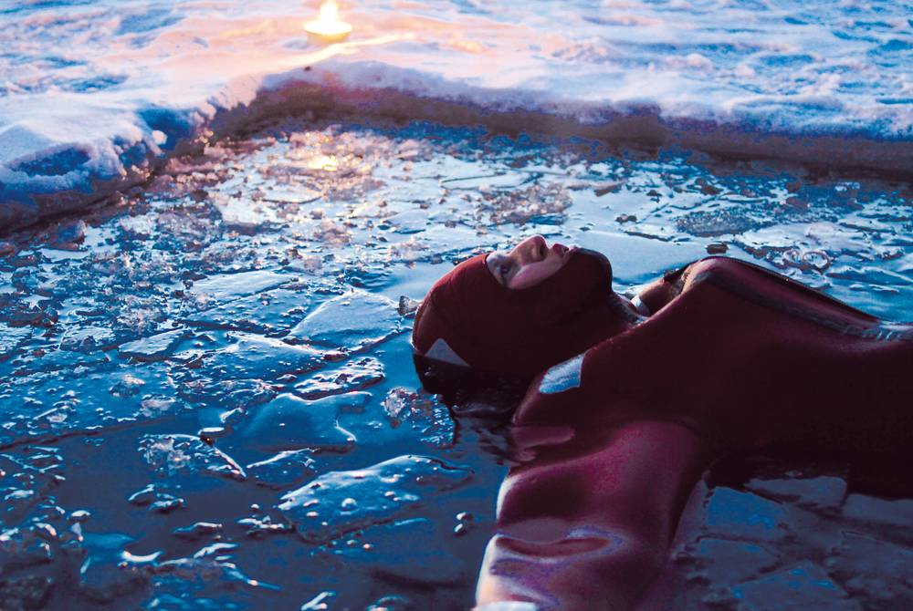 شناور شدن روی یخ یا ایس فلوتینگ چیست؟